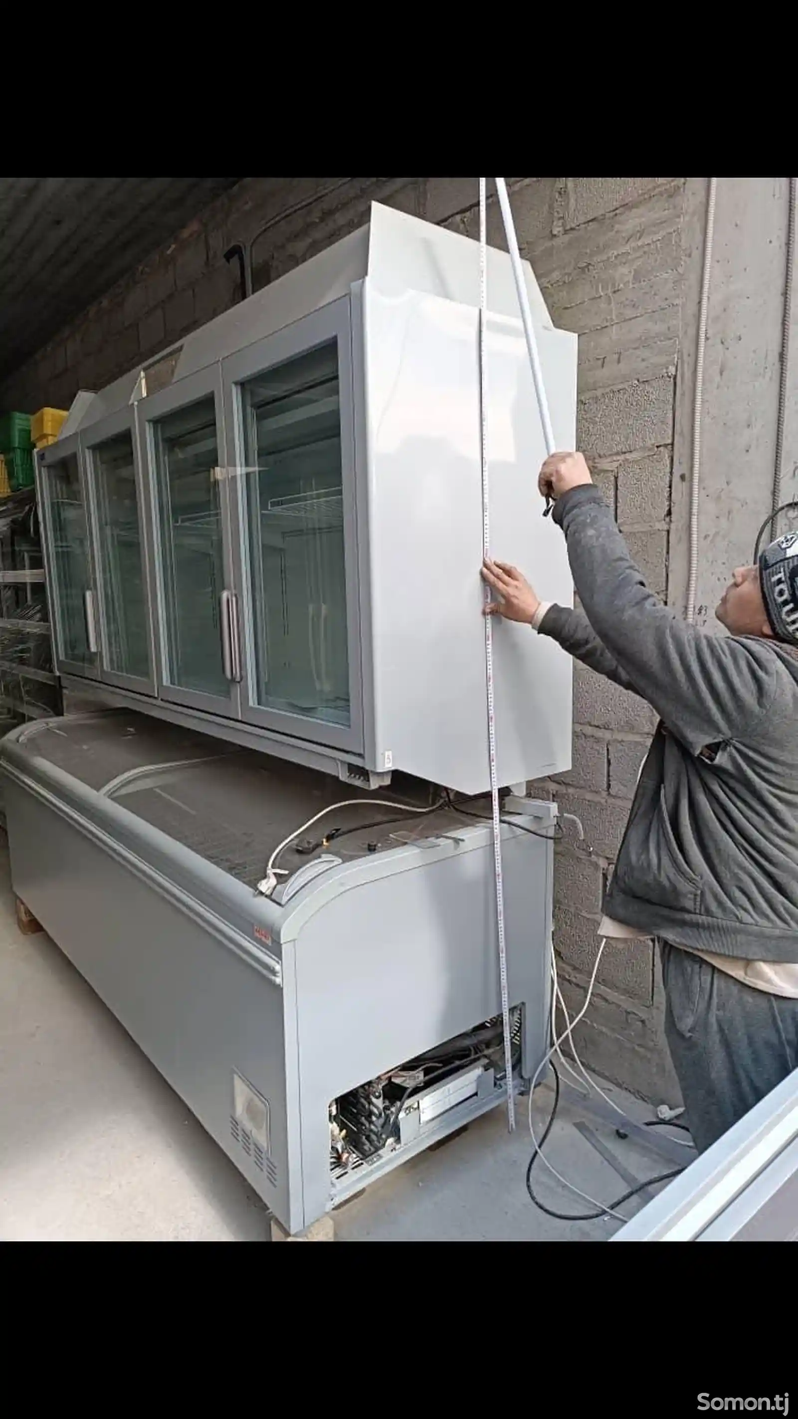 Холодильник витринный Epta-2