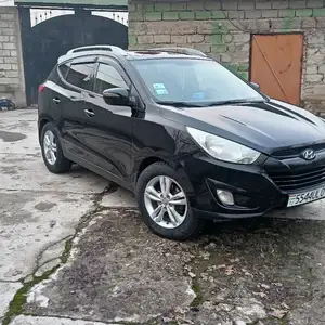 Hyundai Tucson, 2011