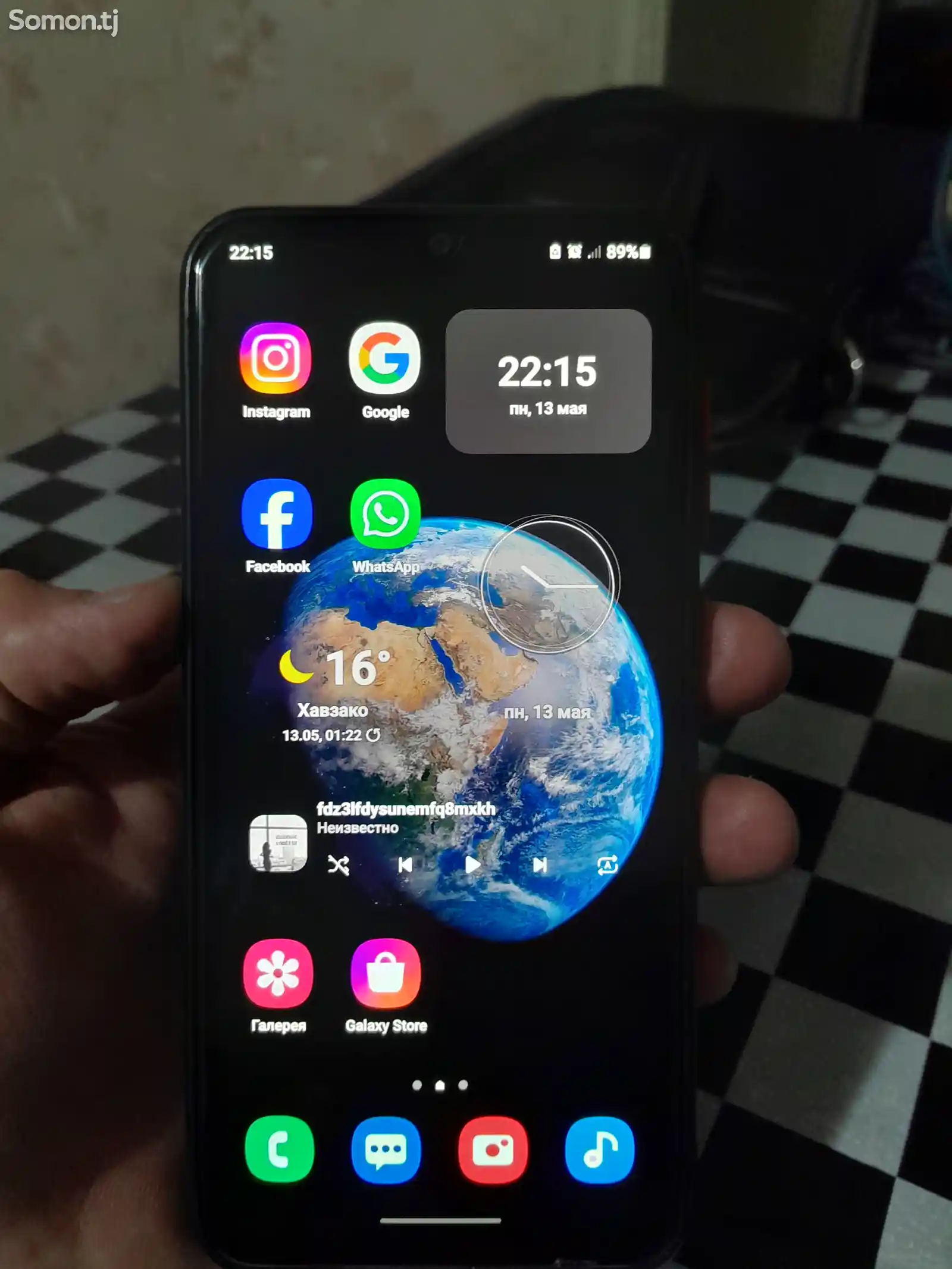 Samsung Galaxy A50-4