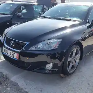 Lexus IS series, 2008