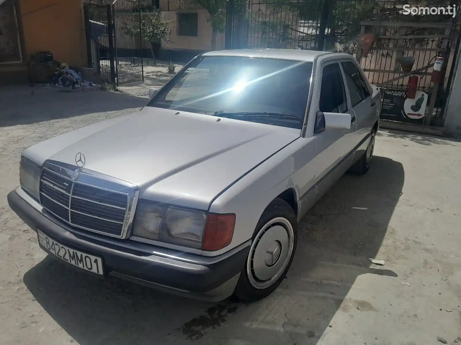 Mercedes-Benz E class, 1992-3