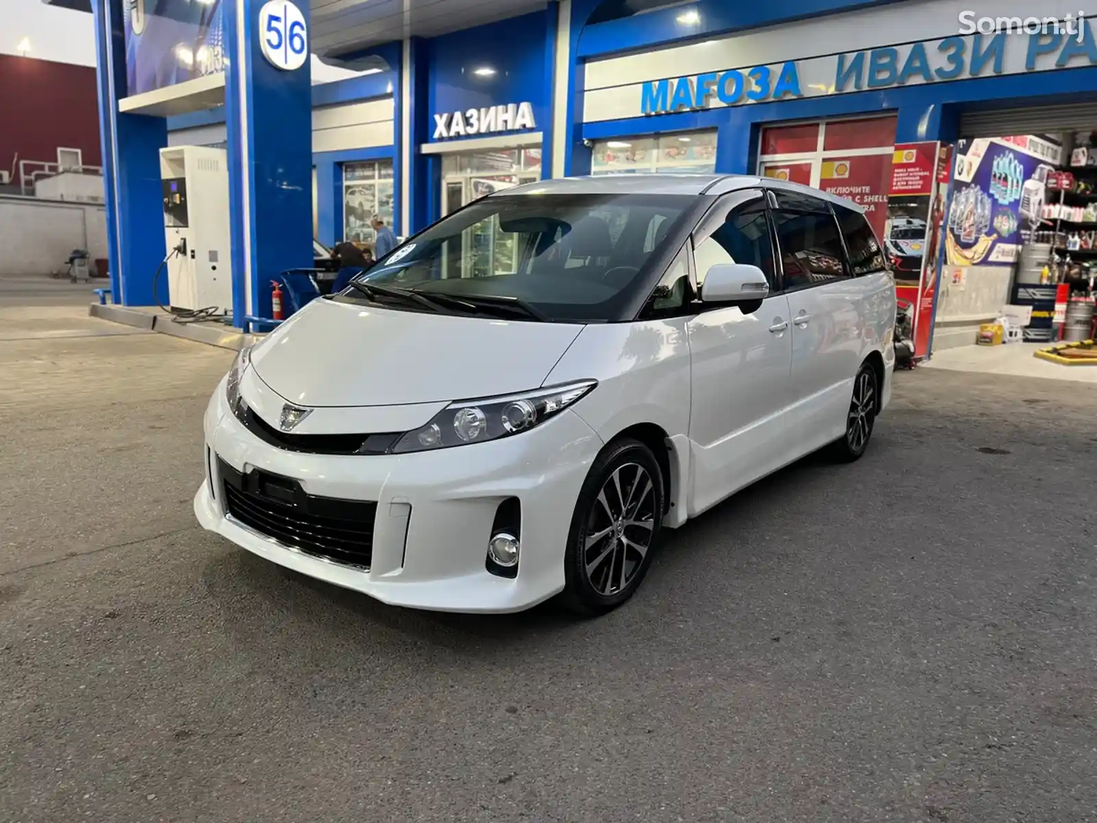 Toyota Estima, 2014-2