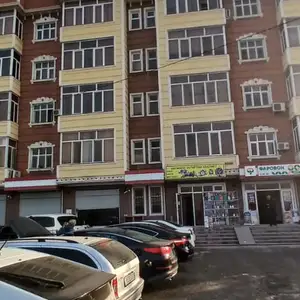 2-комн. квартира, 3 этаж, 77 м², кучаи бохтар