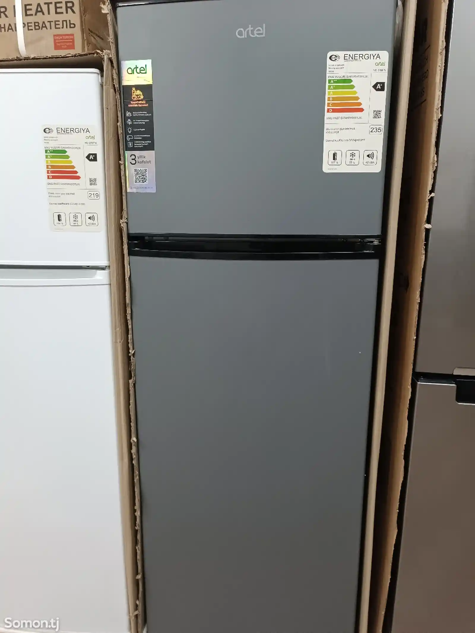 Холодильник Artel HD 316-1