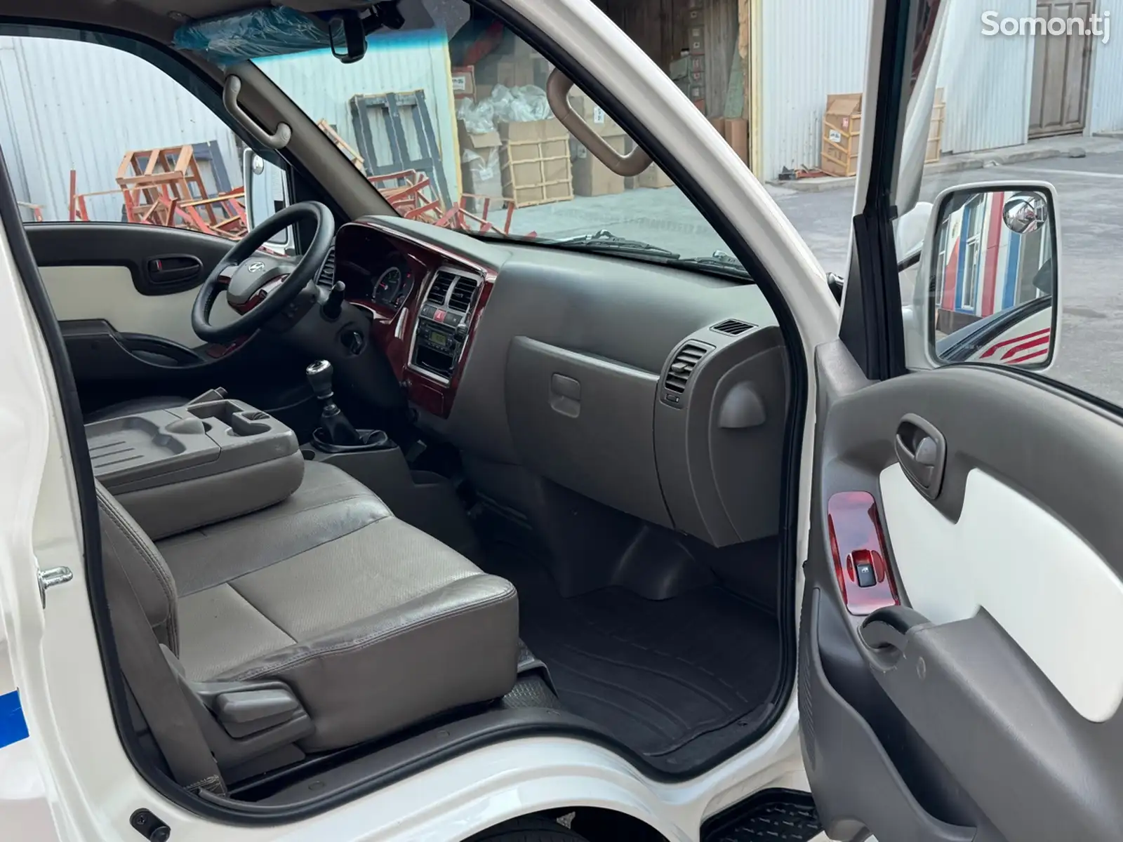 Бортовой автомобиль Hyundai Porter 2, 2014-5