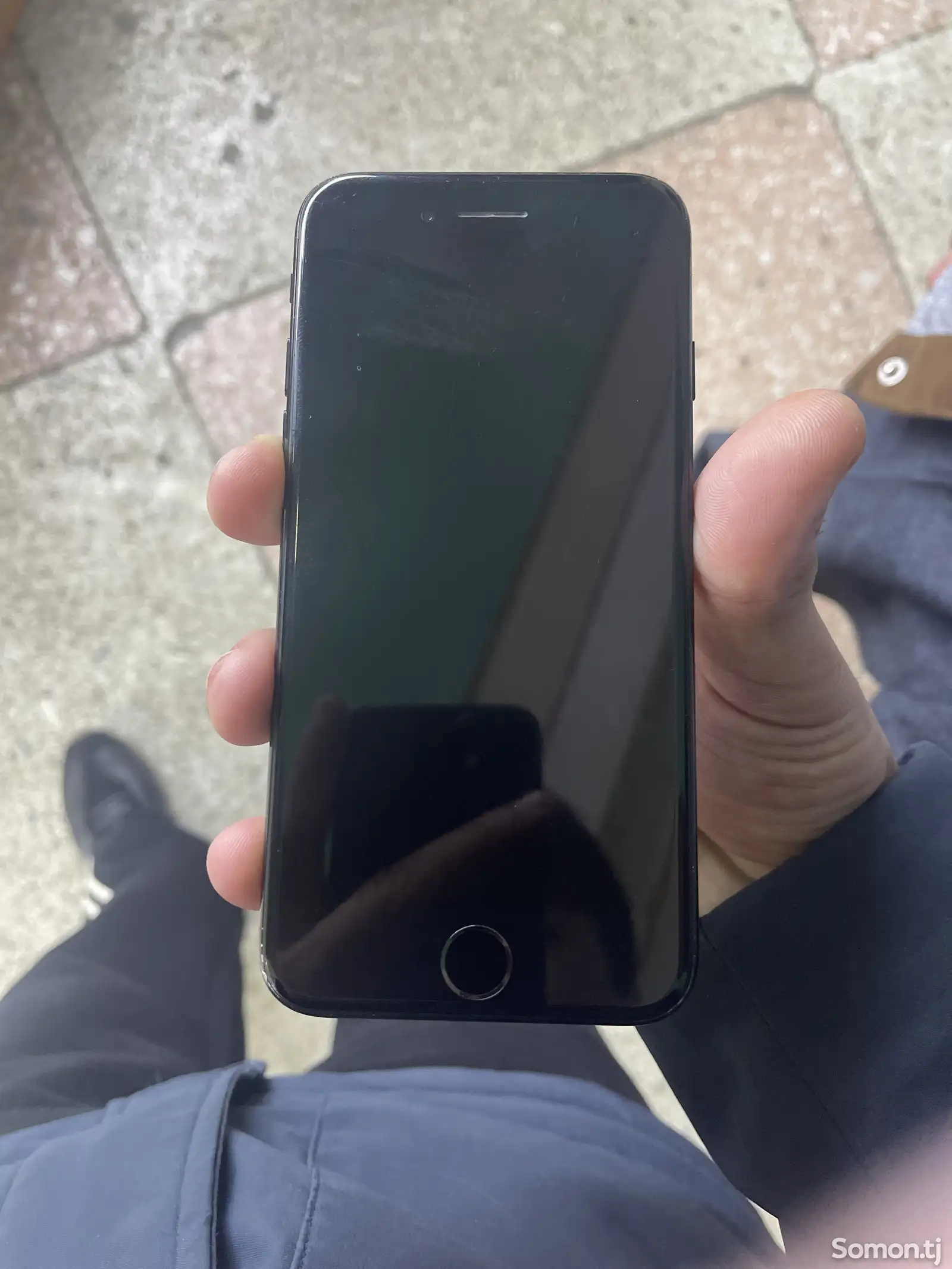 Apple iPhone 7, 32 gb-1