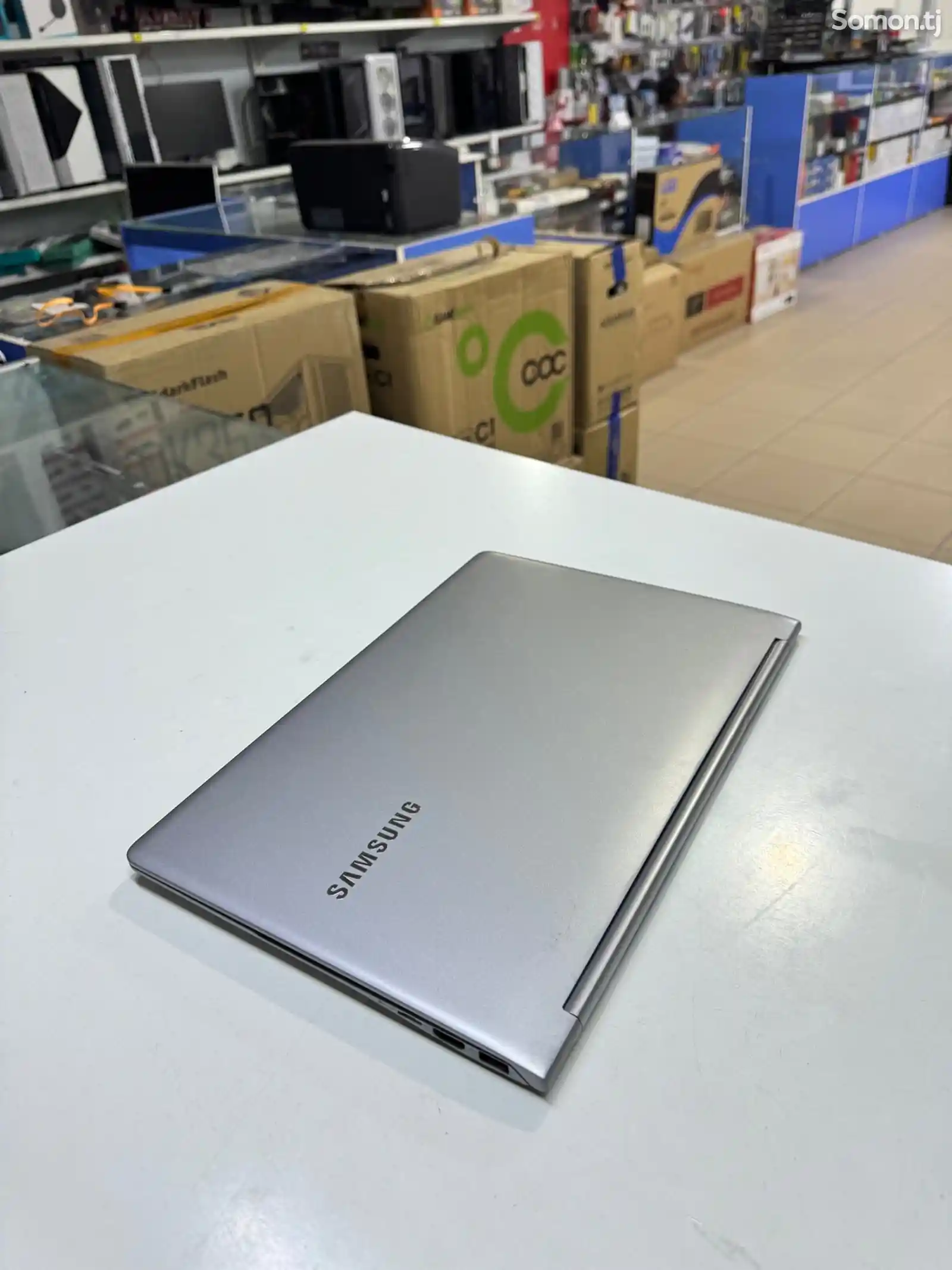 Ноутбук Samsung Japan Core i5/6/256/8/2Gb-3