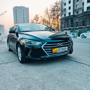 Hyundai Elantra, 2017