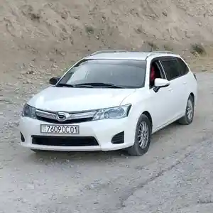 Toyota Fielder, 2012