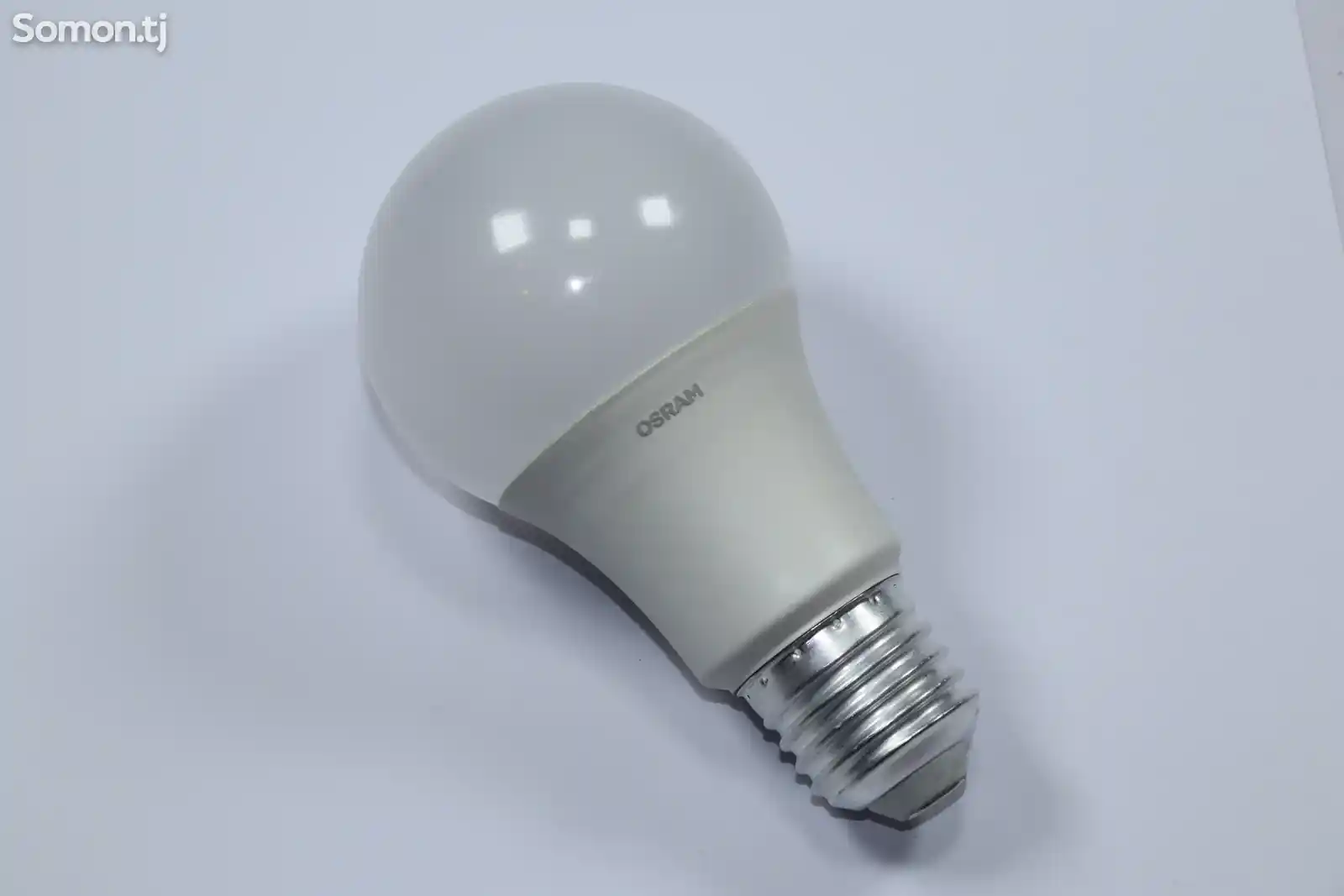 Светодиодная лампа Osram 3000K 9w/830/E27