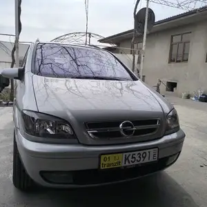 Opel Zafira, 2000