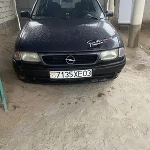 Opel Astra F, 1995