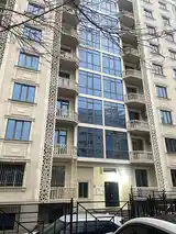 1-комн. квартира, 5 этаж, 63 м², 18 мкр-3