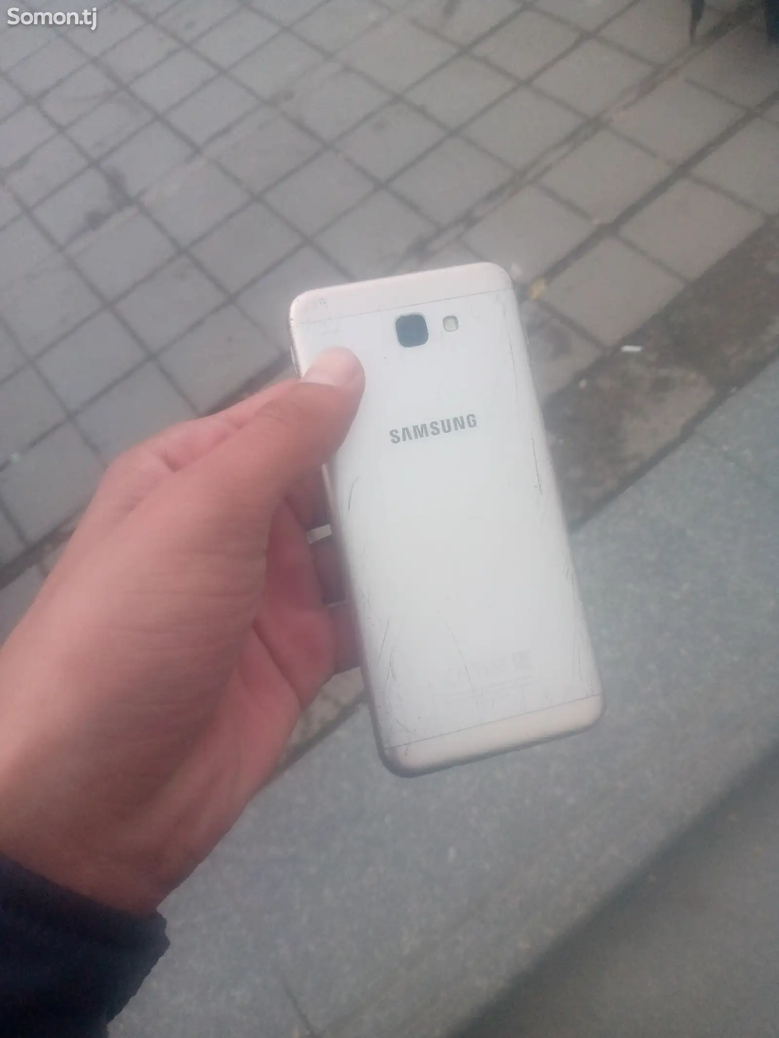 Samsung Galaxy J5 Prime-3