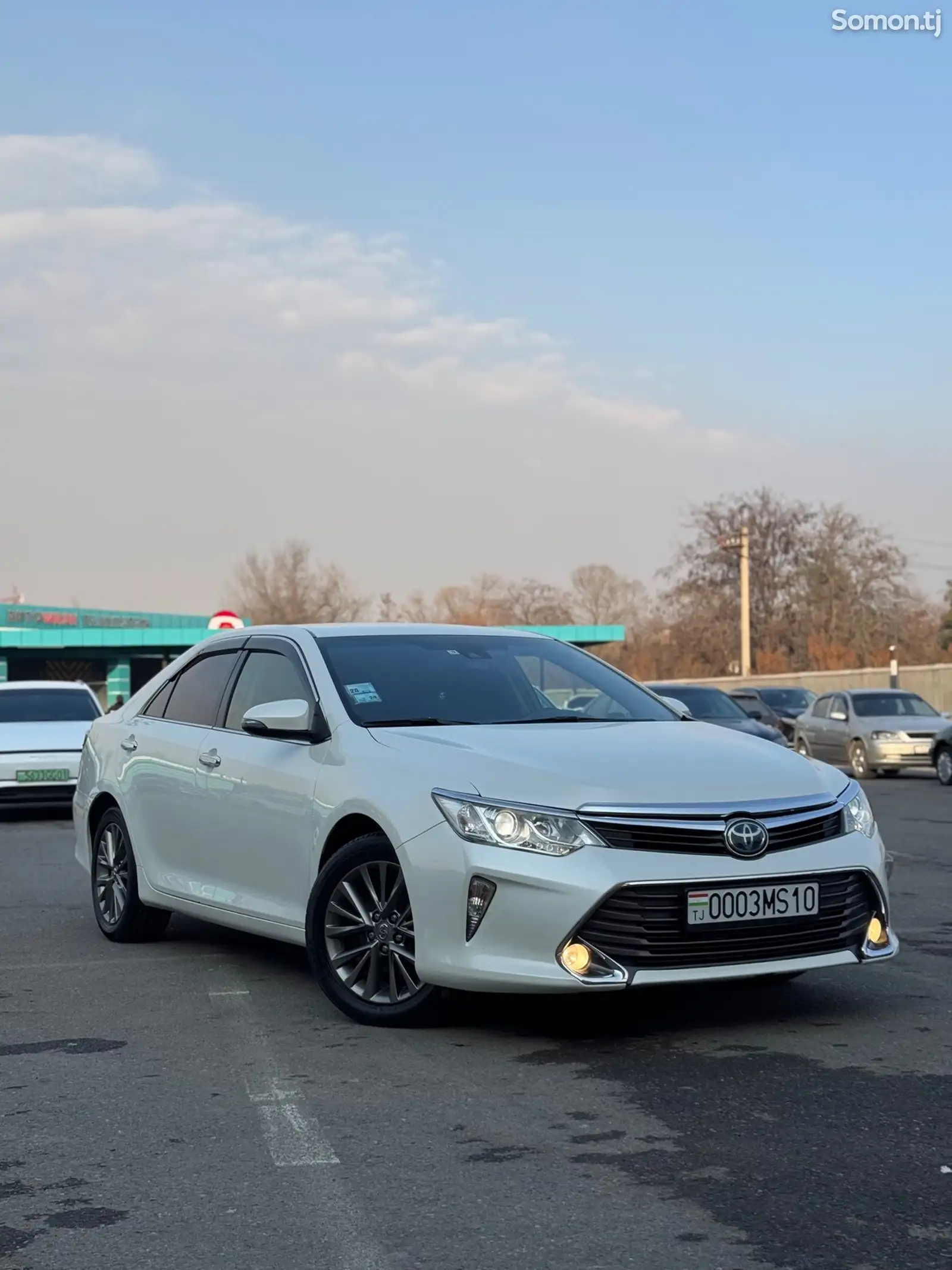 Toyota Camry, 2015-1