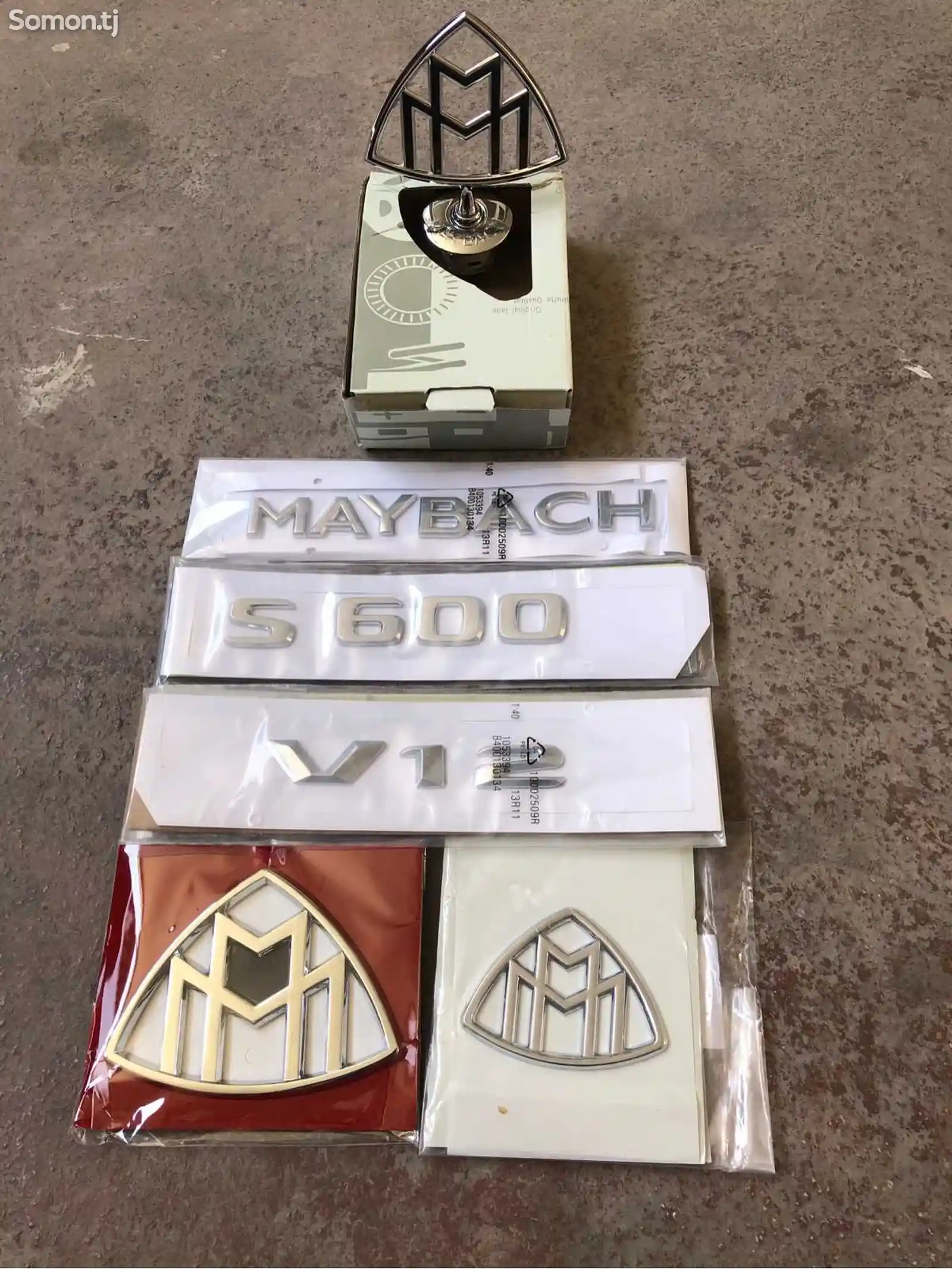Комплект значков Maybach