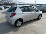 Toyota Vitz, 2015-4