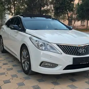 Hyundai Sonata, 2012