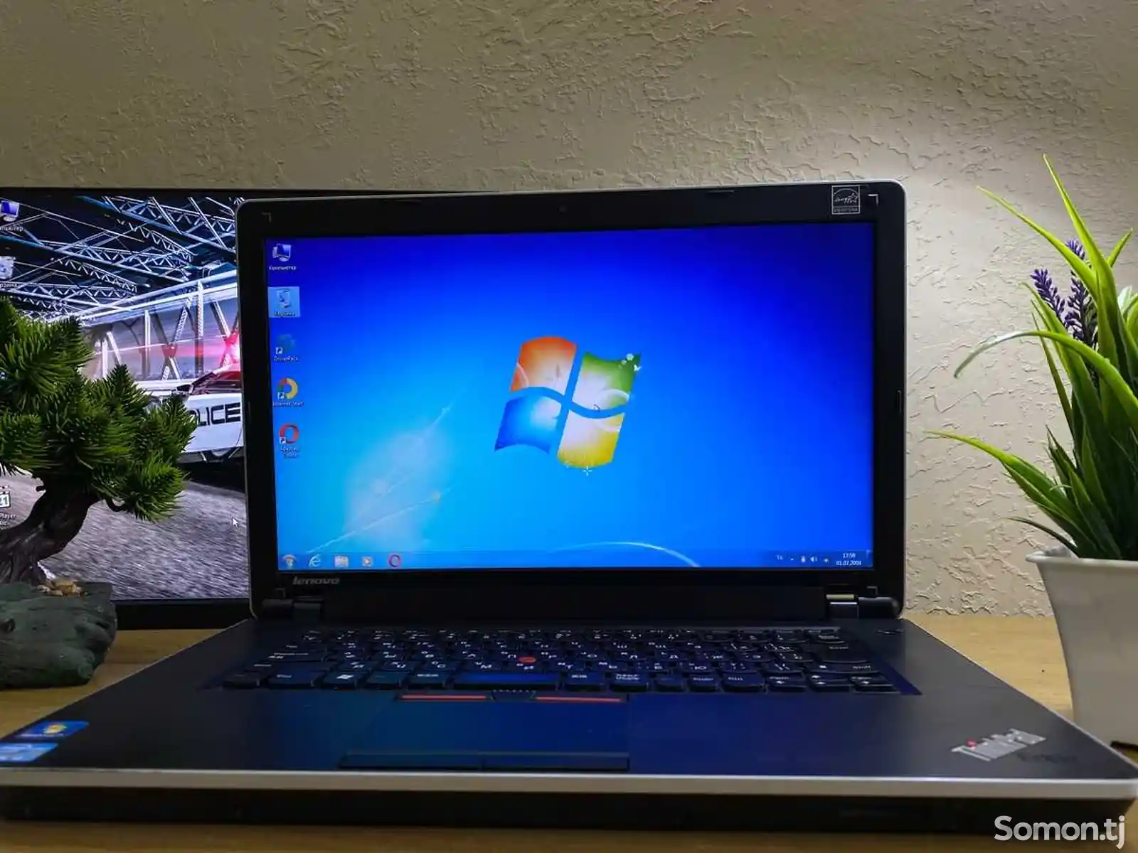 Игровой ноутбук Lenovo Thinkpad i3 340M 2.40GHz-2