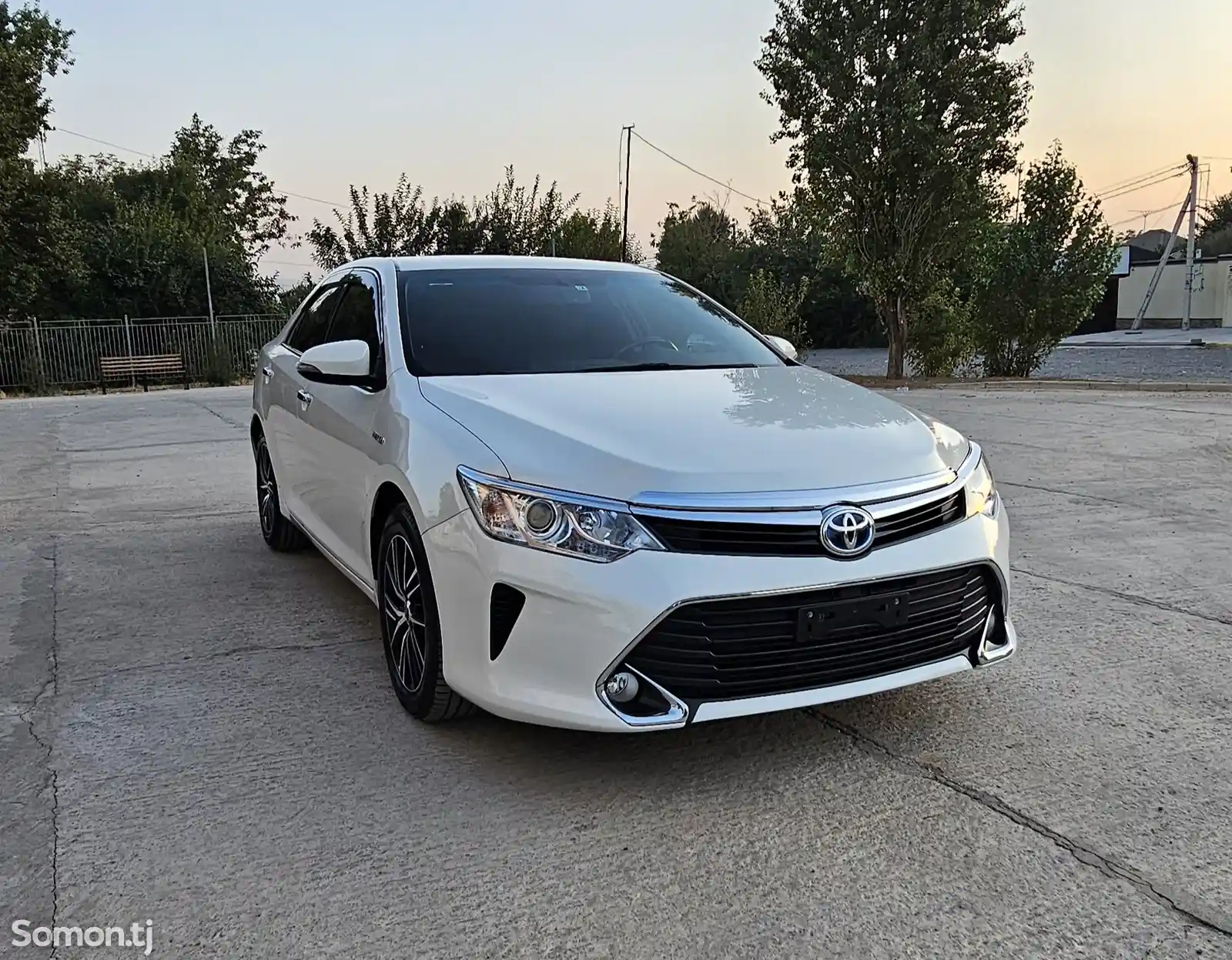 Toyota Camry, 2017-1