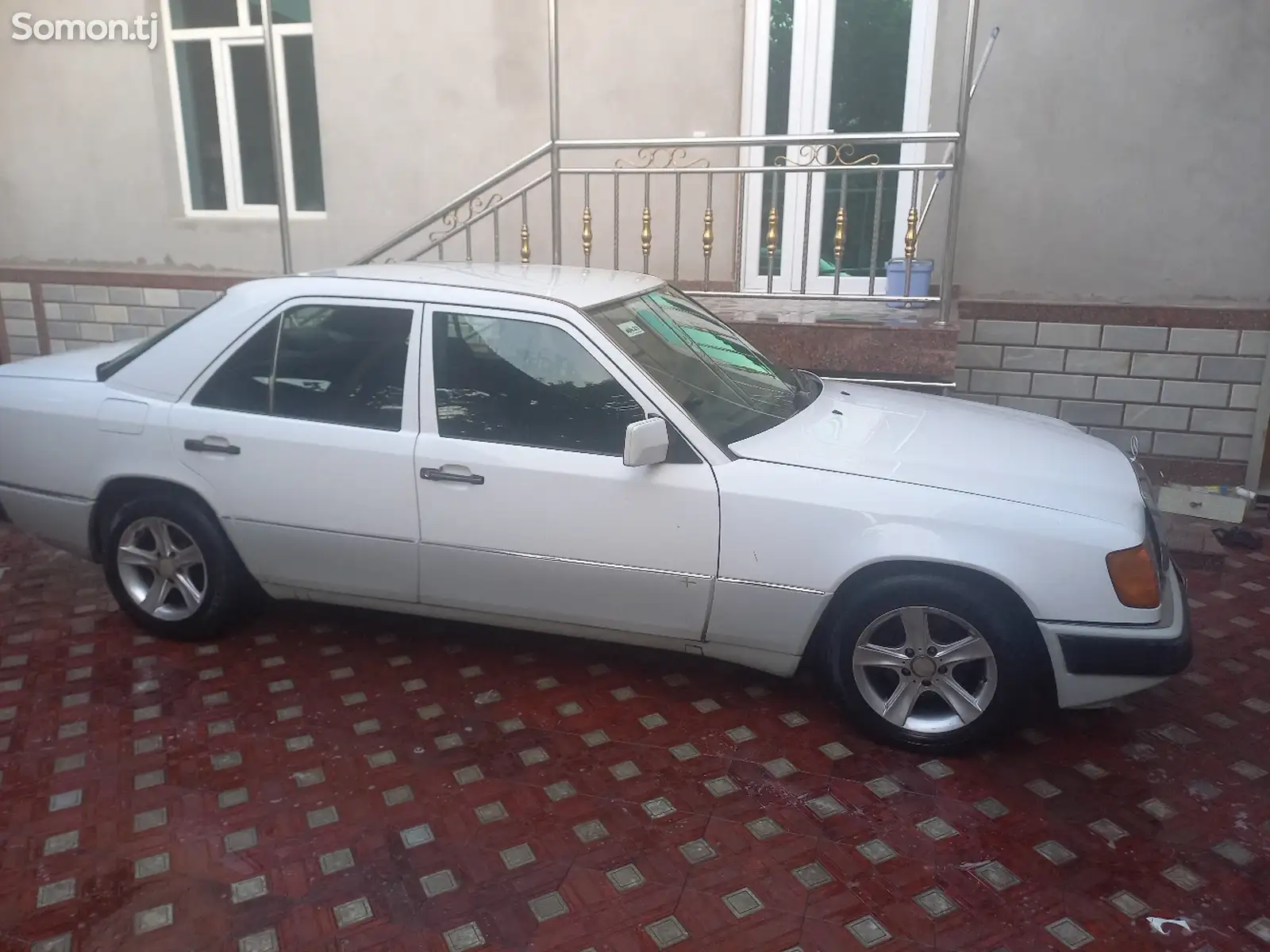 Mercedes-Benz W124, 1991-4