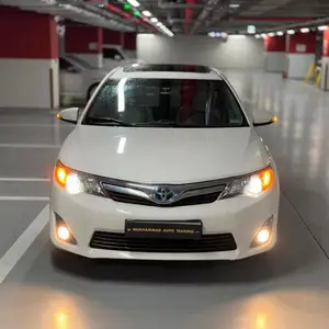 Toyota Camry, 2014