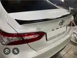 Спойлер багажа от Toyota Camry v 70 2018-22-2