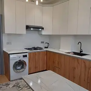 2-комн. квартира, 6 этаж, 70м², 19мкр