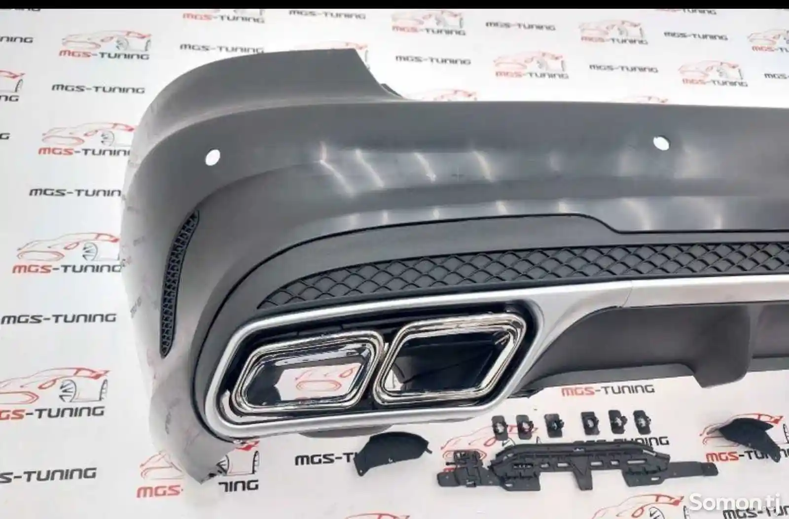 Бампер задний с диффузором от Mercedes Benz W212 R в стиль amg 6.3-2