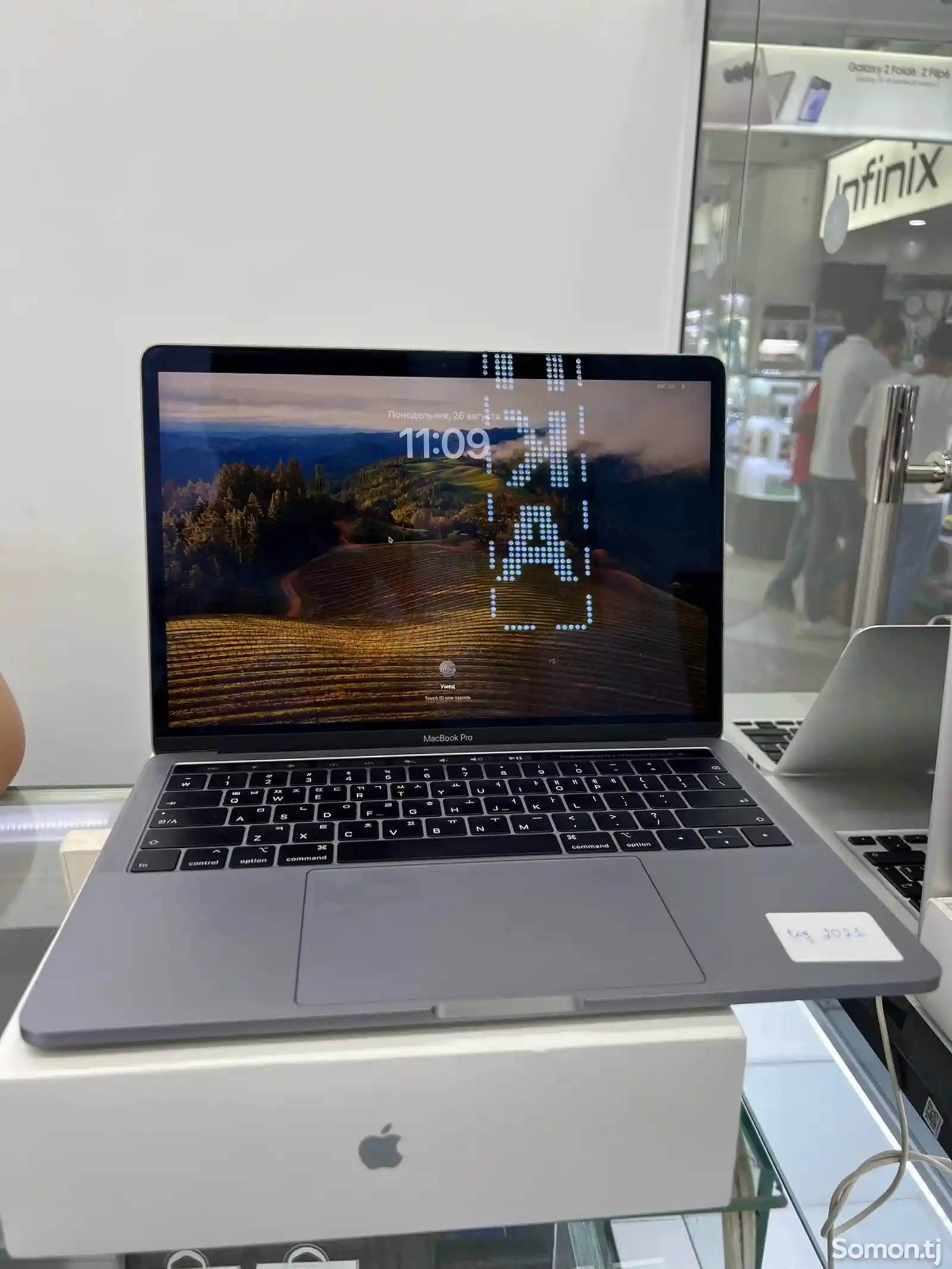 Ноутбук Apple Macbook Pro 13 Inch-9