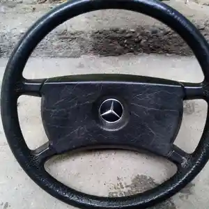 Руль от Mercedes-Benz