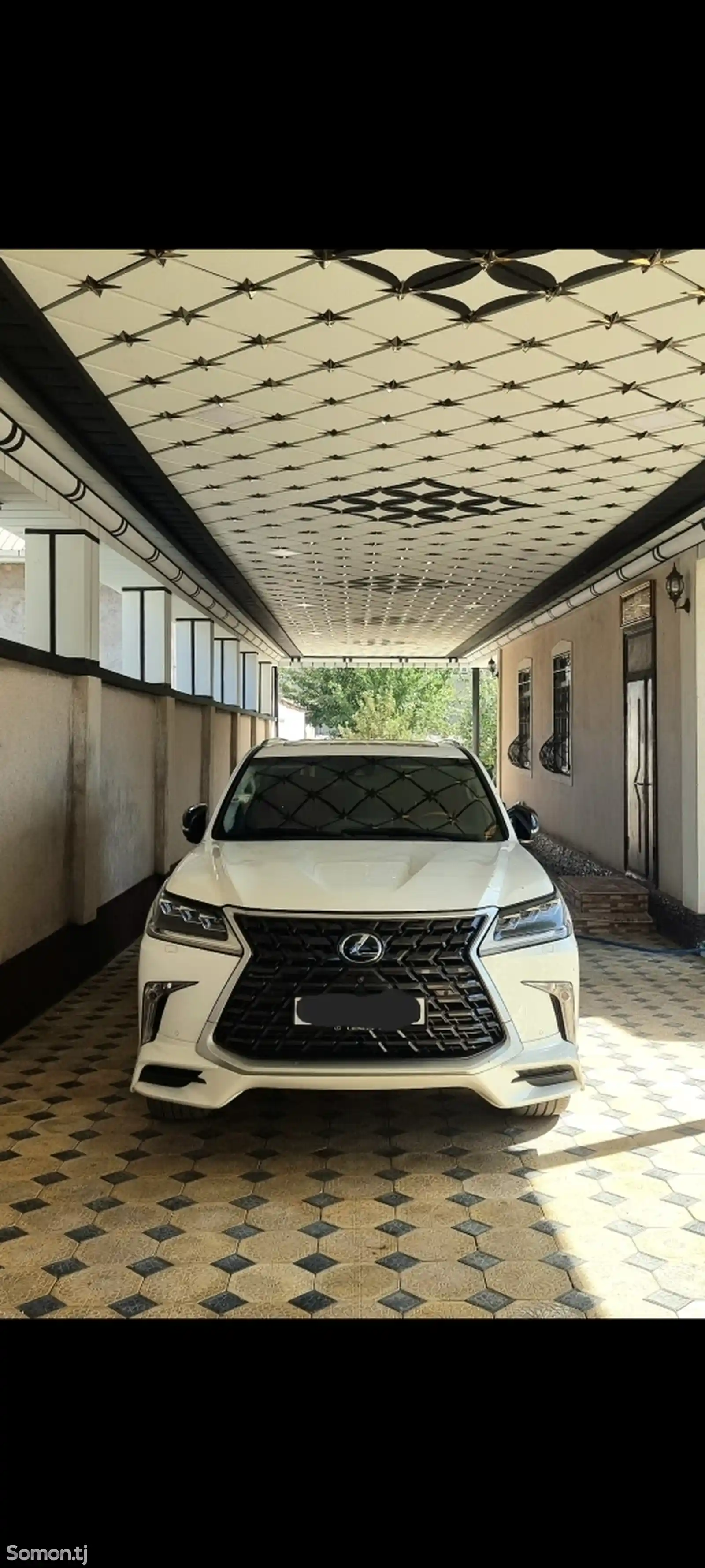 Lexus LX series, 2017-2