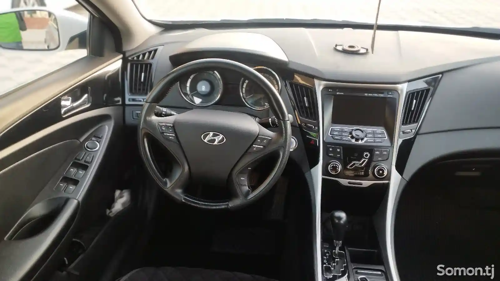 Hyundai Sonata, 2010-10