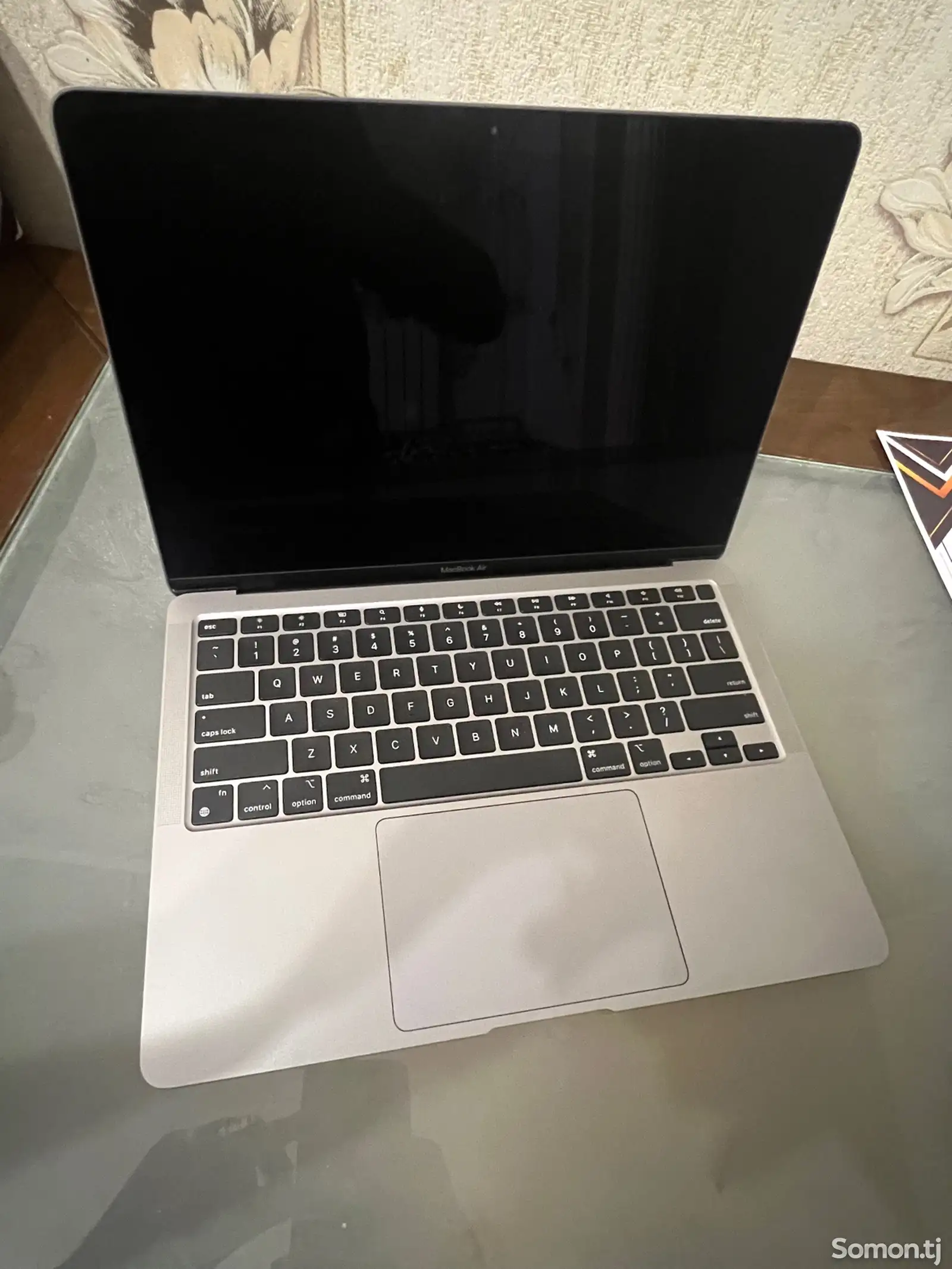 Ноутбук MacBook AIR M1-1