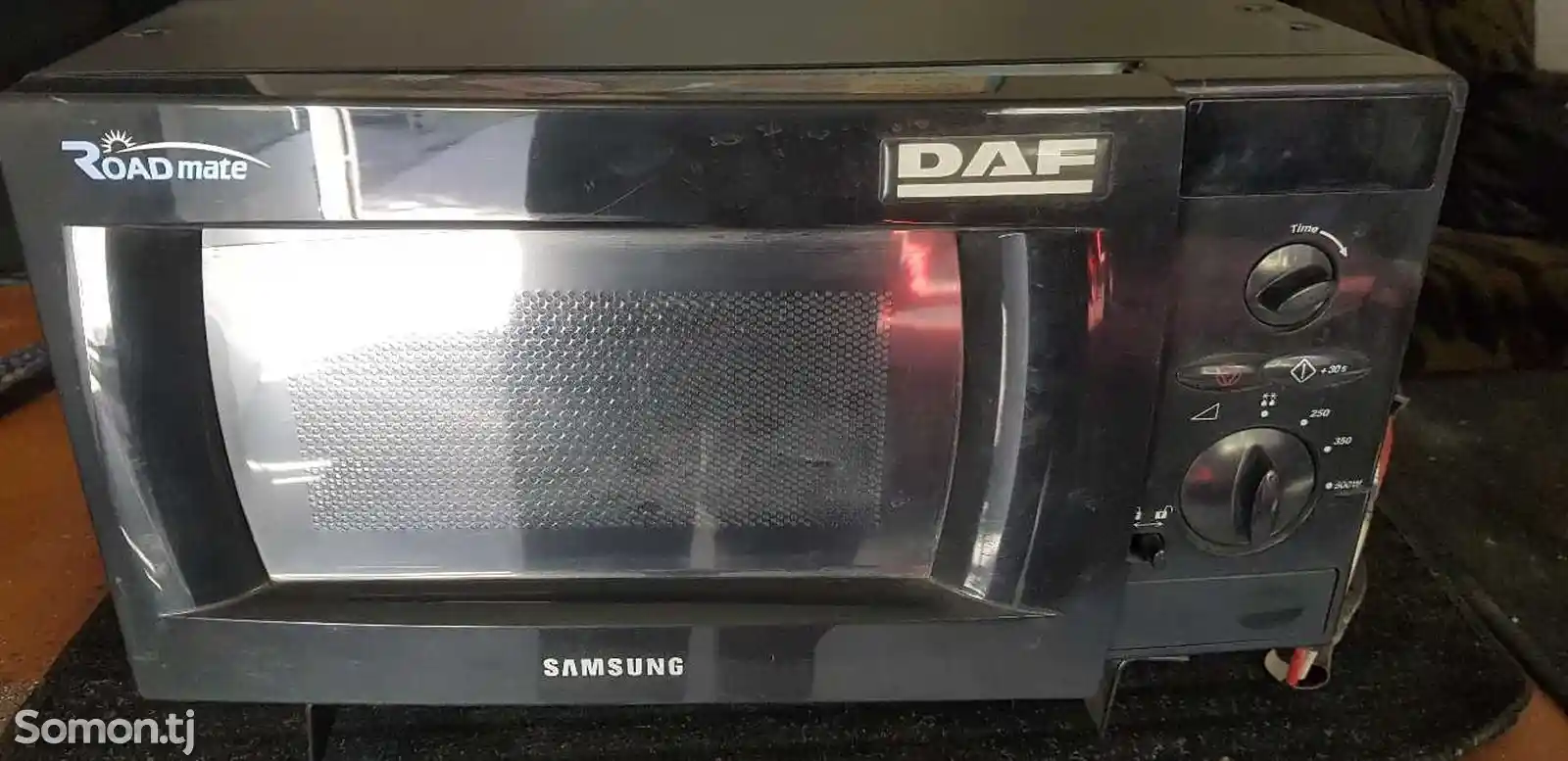 Автомобильная микроволновая печь Daf-1