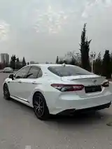 Toyota Camry, 2019-3