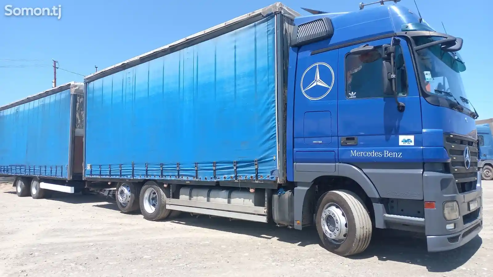 Контейнеровоз Mercedes-Benz Actros, 2008-1