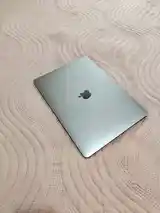 Ноутбук MacBook air 2019 i5-3