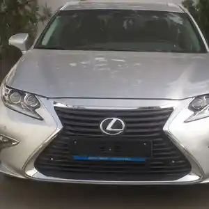 Lexus ES series, 2015