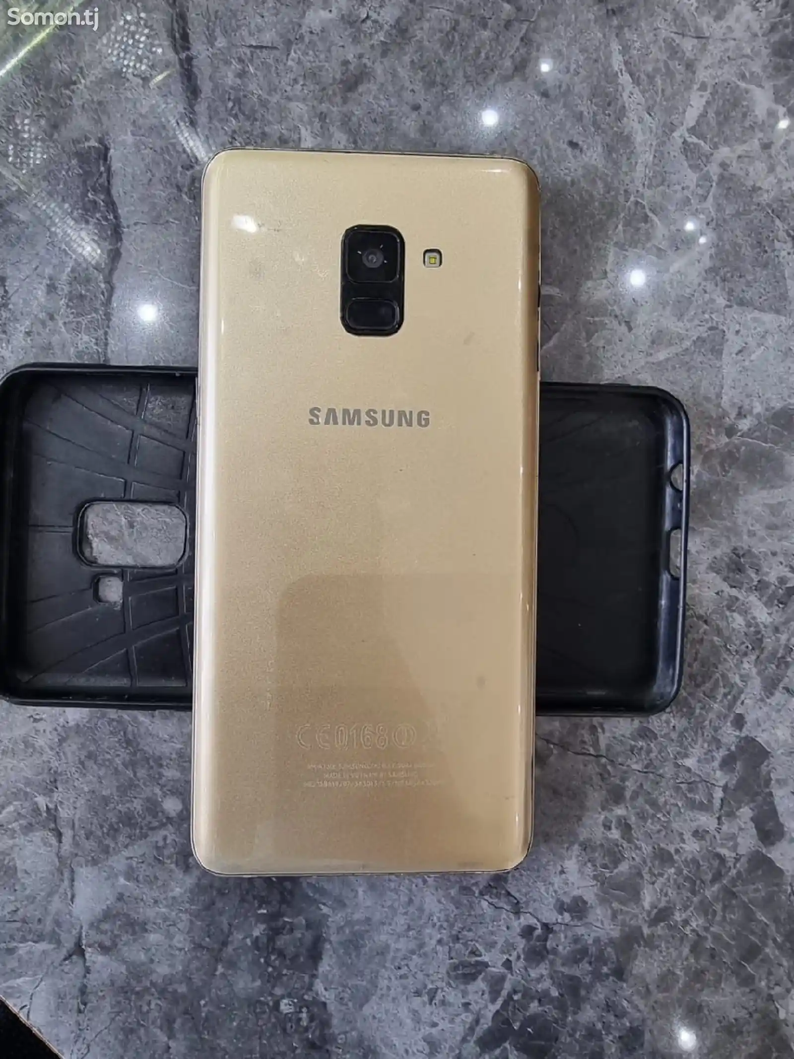 Samsung Galaxy А8+-2