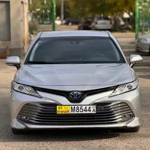 Toyota Camry, 2018