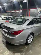 Hyundai Sonata, 2010-9