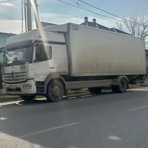 Бортовой грузовик Mercedes-Benz Atego 1530, 2016