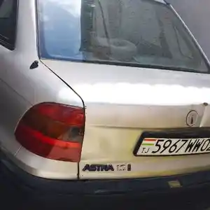 Opel Astra H, 1993