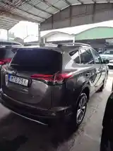 Toyota RAV 4, 2018-3