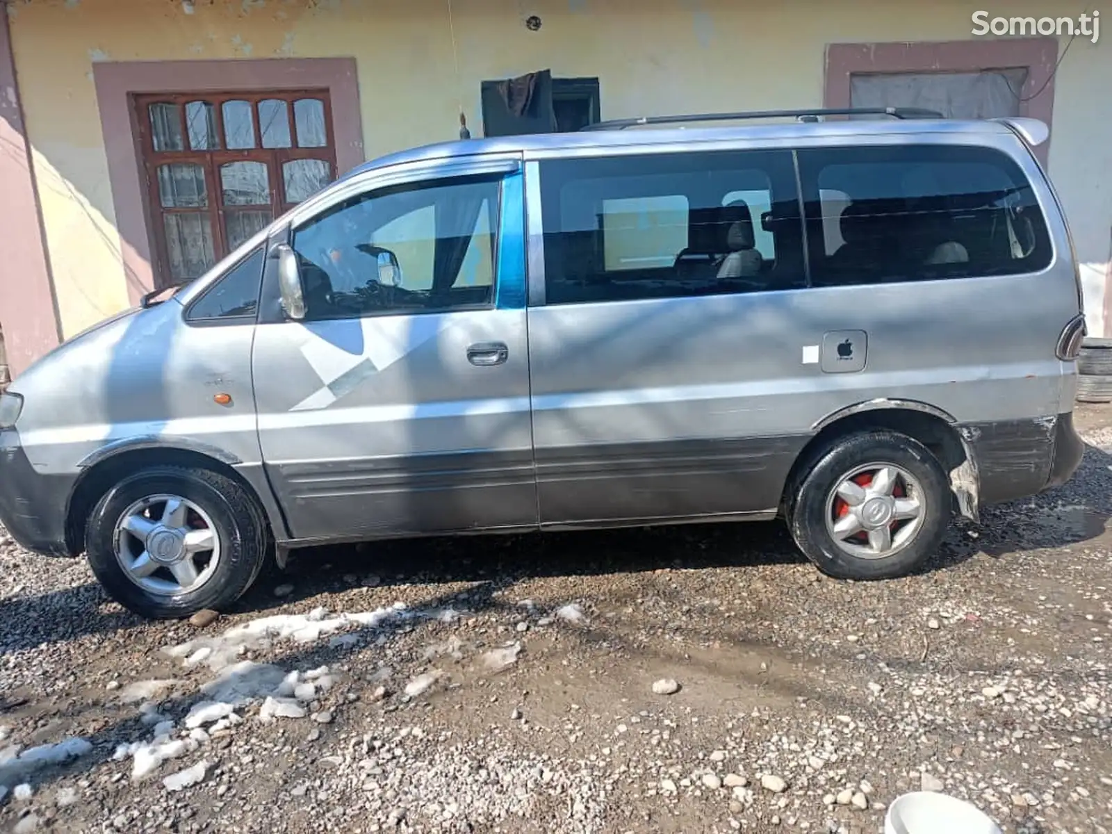 Микроавтобус Hyundai Starex, 2000-1