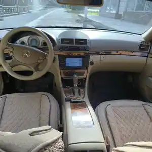 Mercedes-Benz E class, 2008