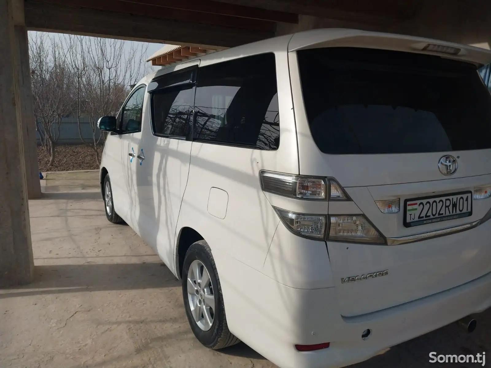 Toyota Vellfire, 2010-1