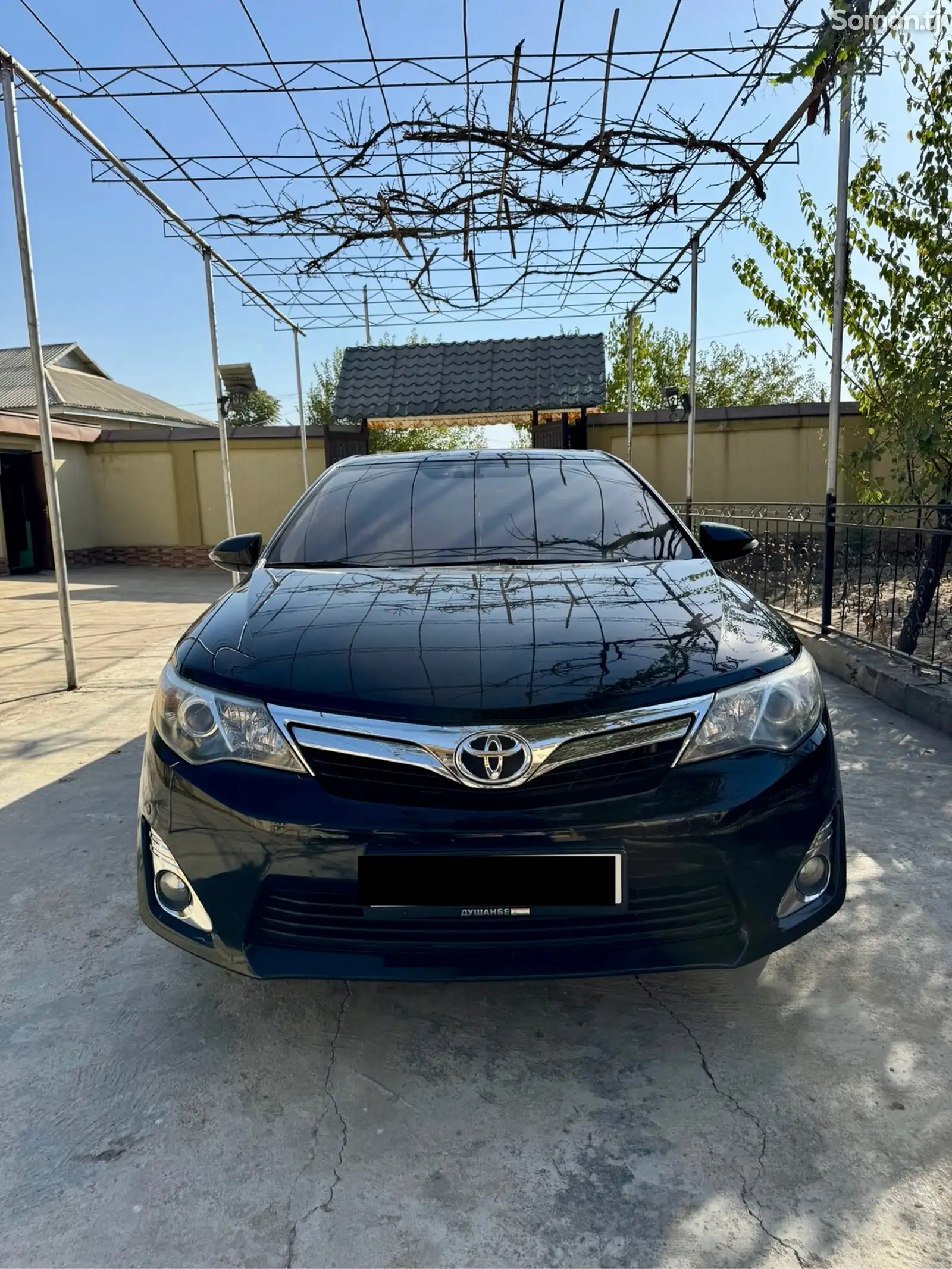 Toyota Camry, 2012-1