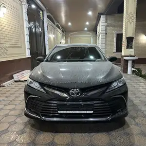 Toyota Camry, 2024